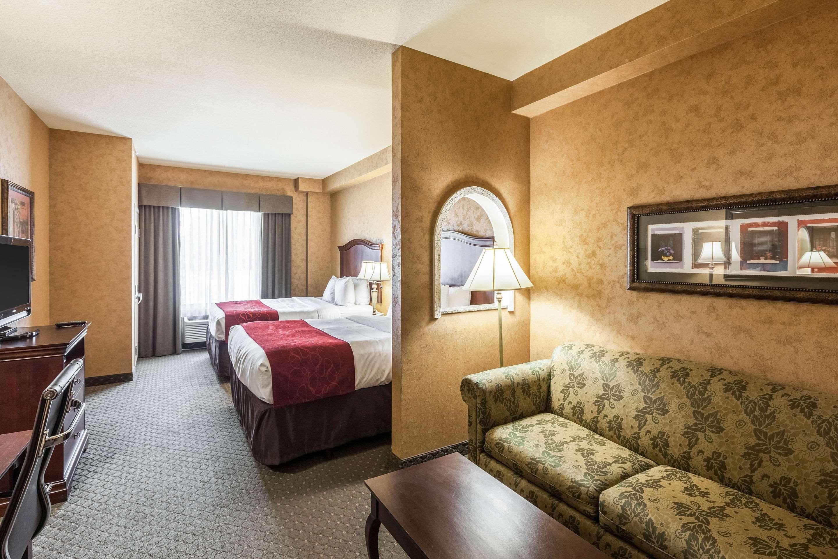 Comfort Suites Alamo-River Walk Сан-Антонио Экстерьер фото