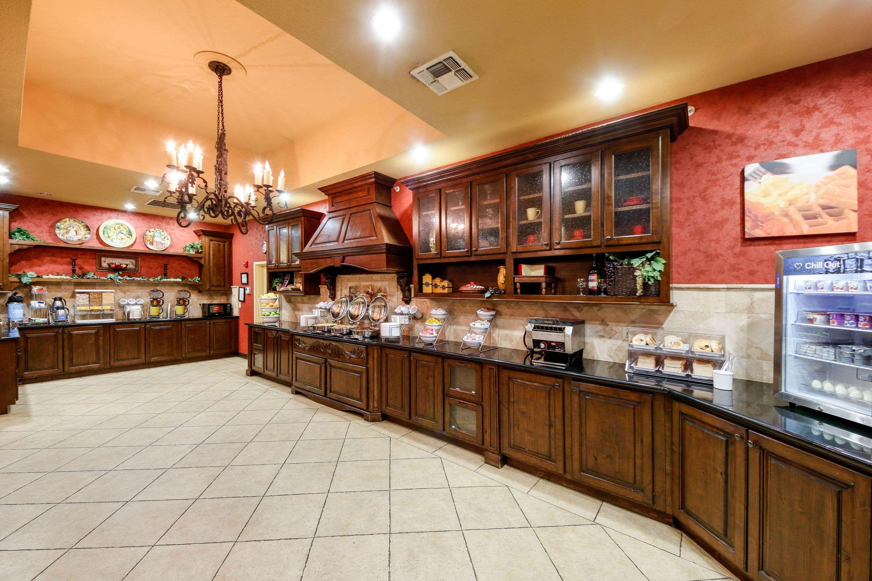 Comfort Suites Alamo-River Walk Сан-Антонио Экстерьер фото